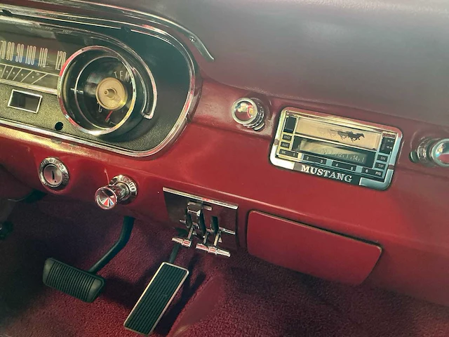 1965 ford mustang fastback oldtimer - afbeelding 24 van  42