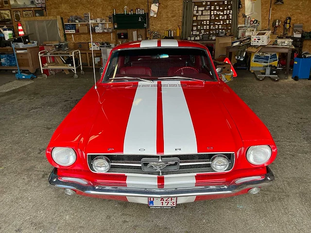 1965 ford mustang fastback oldtimer - afbeelding 41 van  42