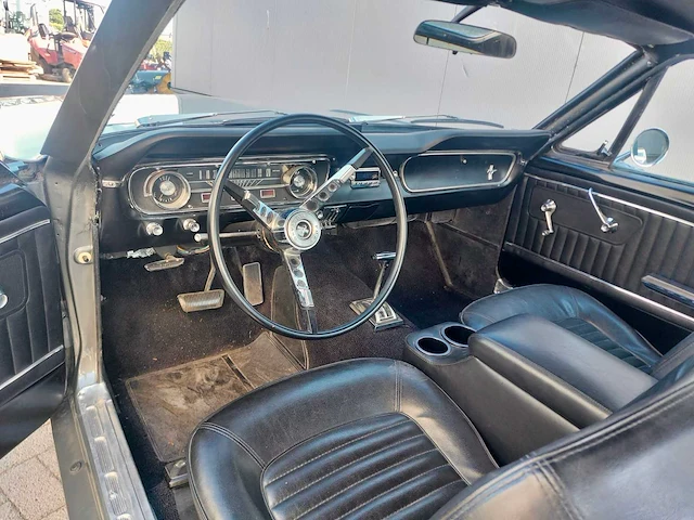 1965 ford mustang fastback oldtimer - afbeelding 12 van  14