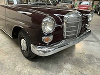 1965 mercedes-benz 200 personenauto - afbeelding 10 van  29