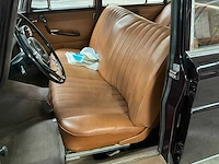 1965 mercedes-benz 200 personenauto - afbeelding 20 van  29