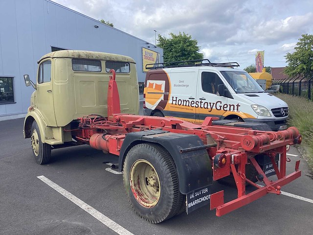 1965 mercedes-benz 710 - oldtimer vrachtwagen - afbeelding 11 van  15