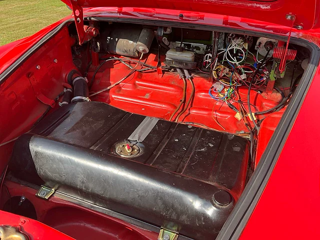 1965 volkswagen karmann gia oldtimer - afbeelding 4 van  35