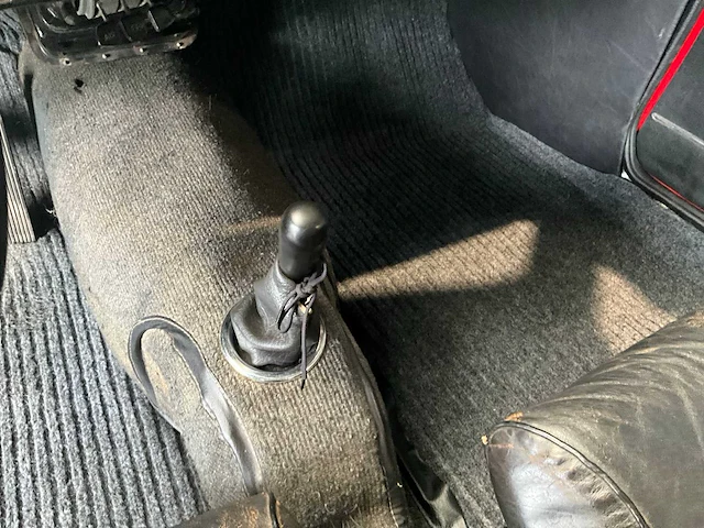 1965 volvo p1800s - afbeelding 16 van  44