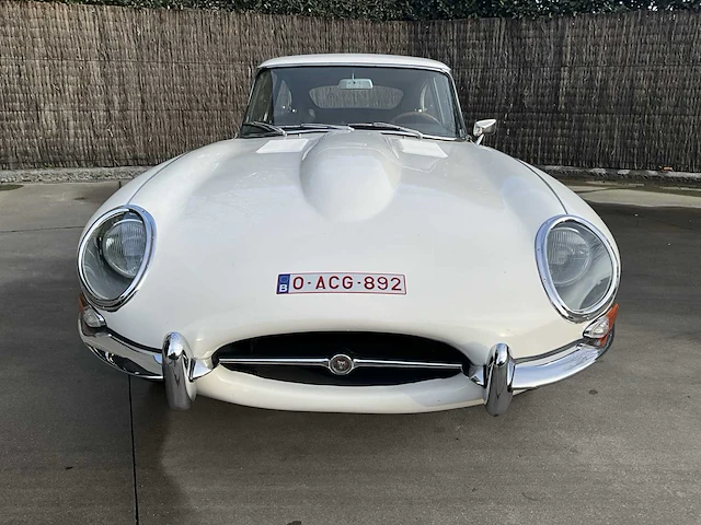 1966 jaguar e-type series 1 oldtimer - afbeelding 12 van  25