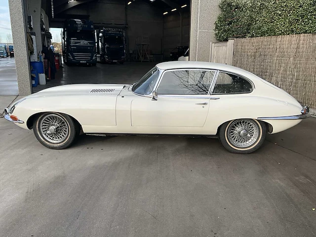 1966 jaguar e-type series 1 oldtimer - afbeelding 24 van  25