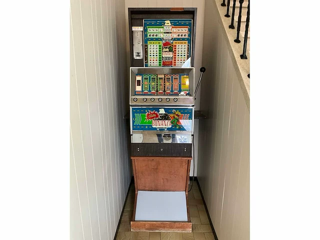 1967 bally bonanza jackpot gokautomaat - afbeelding 1 van  9