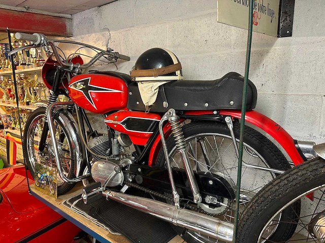 1967 flandria rekord brommer - afbeelding 2 van  7