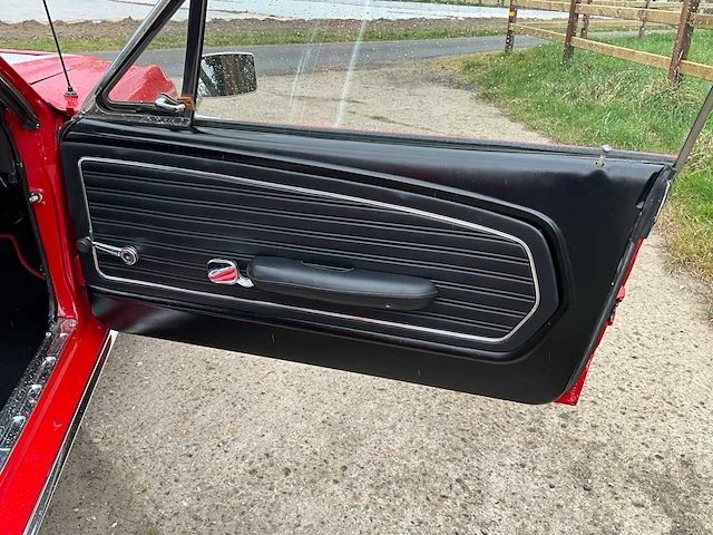 1967 ford mustang v8 automaat - afbeelding 32 van  51