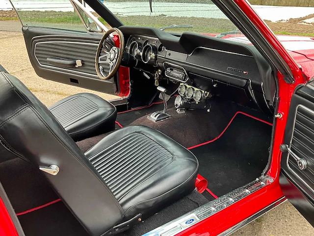 1967 ford mustang v8 automaat - afbeelding 33 van  51
