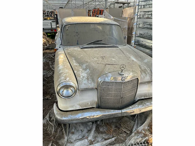1967 mercedes-benz 200 project - afbeelding 6 van  13