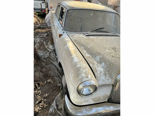 1967 mercedes-benz 200 project - afbeelding 7 van  13
