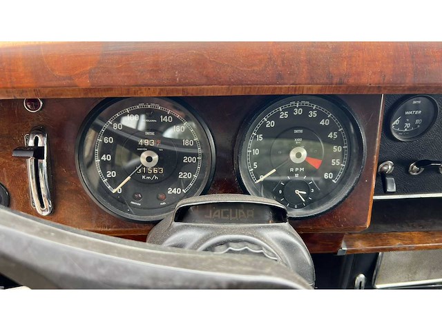 1968 jaguar 240 oldtimer - afbeelding 4 van  44