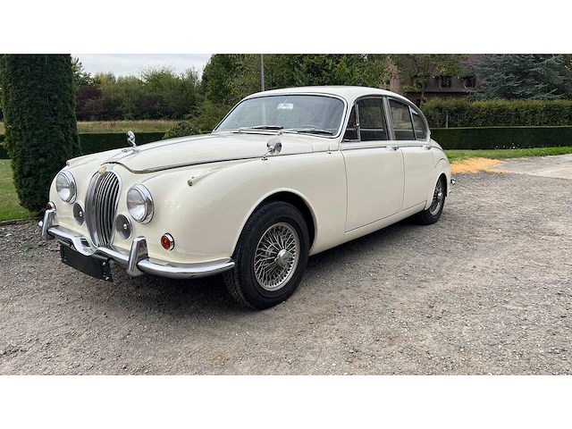 1968 jaguar 240 oldtimer - afbeelding 1 van  44