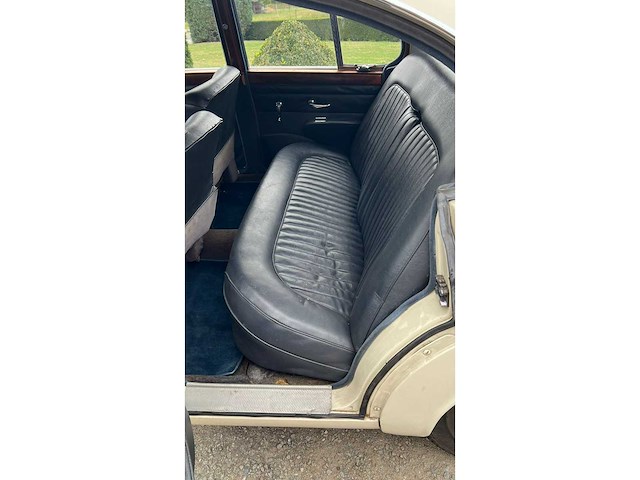 1968 jaguar 240 oldtimer - afbeelding 13 van  44