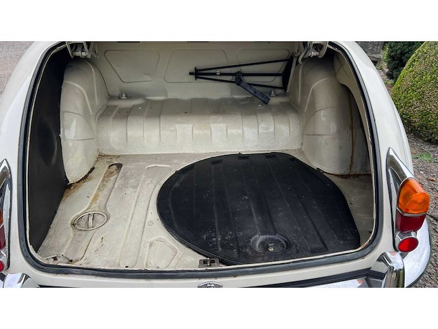 1968 jaguar 240 oldtimer - afbeelding 19 van  44