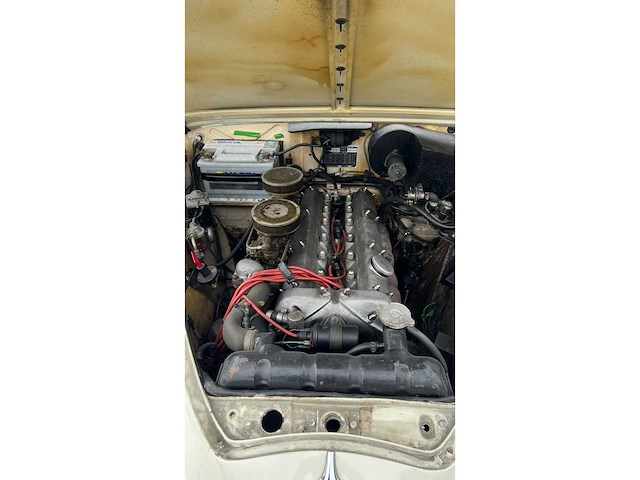 1968 jaguar 240 oldtimer - afbeelding 30 van  44