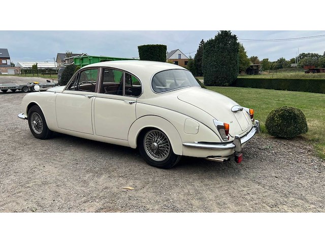 1968 jaguar 240 oldtimer - afbeelding 42 van  44
