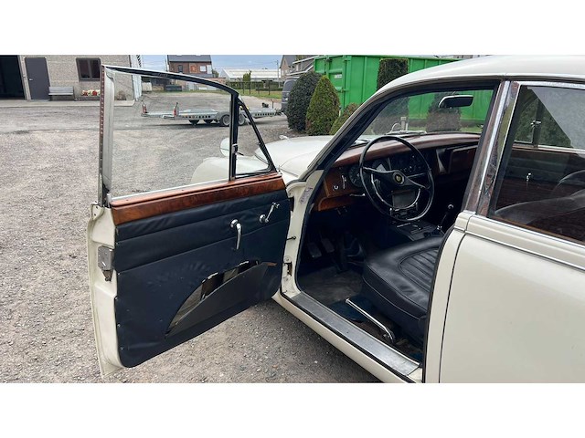 1968 jaguar 240 oldtimer - afbeelding 44 van  44
