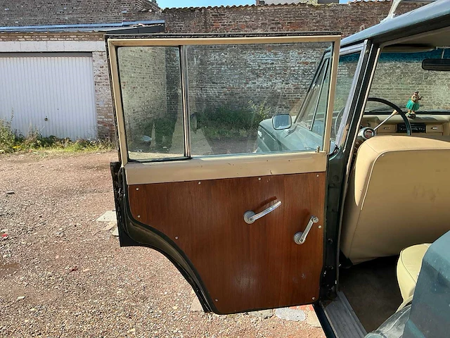 1968 jeep wagoneer oldtimer - afbeelding 36 van  84