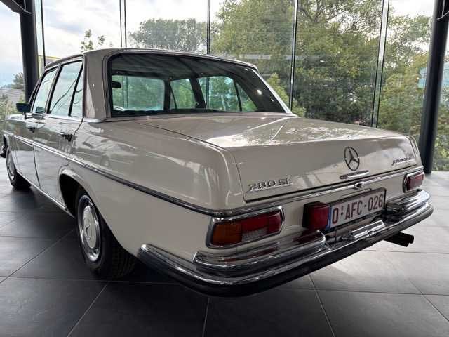 1969 mercedes-benz 280se oldtimer - afbeelding 17 van  20