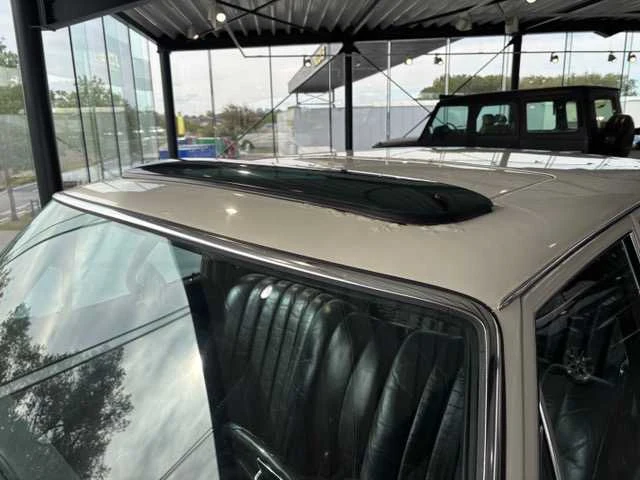 1969 mercedes-benz 280se oldtimer - afbeelding 8 van  19