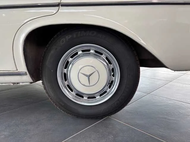 1969 mercedes-benz 280se oldtimer - afbeelding 10 van  19