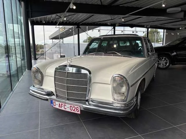 1969 mercedes-benz 280se oldtimer - afbeelding 1 van  19