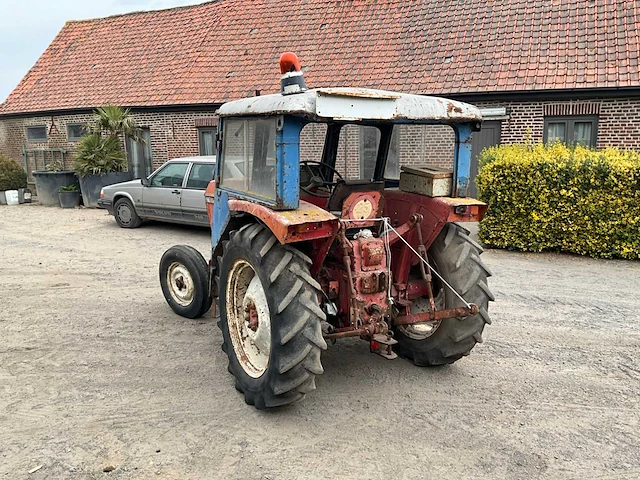 1969 renault r7055 tweewielaangedreven landbouwtractor oldtimer - afbeelding 19 van  20