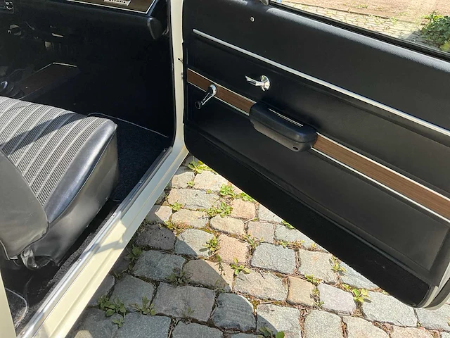 1970 opel olympia oldtimer - afbeelding 38 van  71