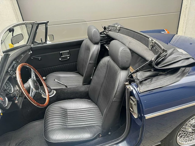 1971 - mg mgb - b - oldtimer - afbeelding 27 van  48