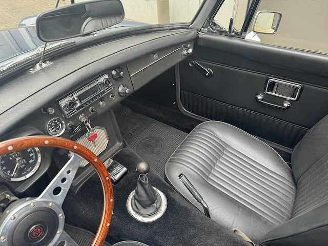 1971 - mg mgb - b - oldtimer - afbeelding 31 van  48