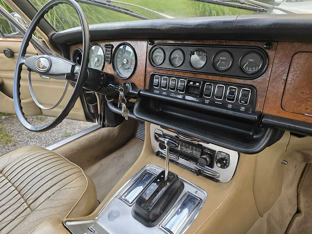 1971 jaguar 4.2 xj6 oldtimer - afbeelding 24 van  41