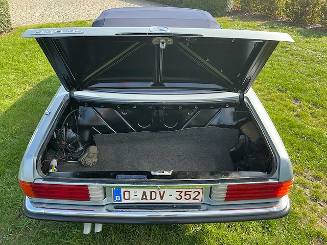 1971 mercedes 350sl oldtimer - afbeelding 28 van  28