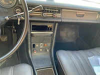 1971 mercedes-benz 220 d 18 oldtimer - afbeelding 15 van  15