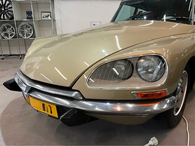 1972 citroën ds 21 i vintage auto's > 15 - afbeelding 10 van  37