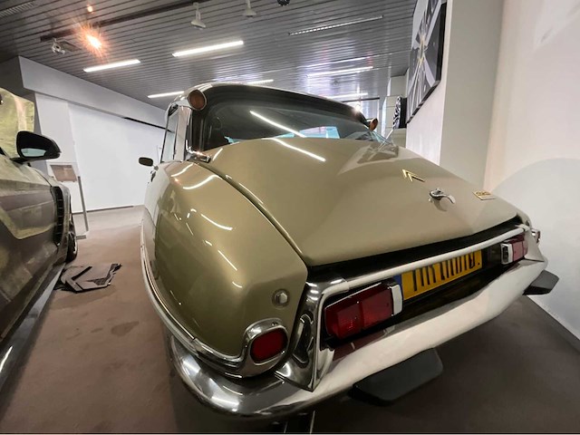 1972 citroën ds 21 i vintage auto's > 15 - afbeelding 15 van  37