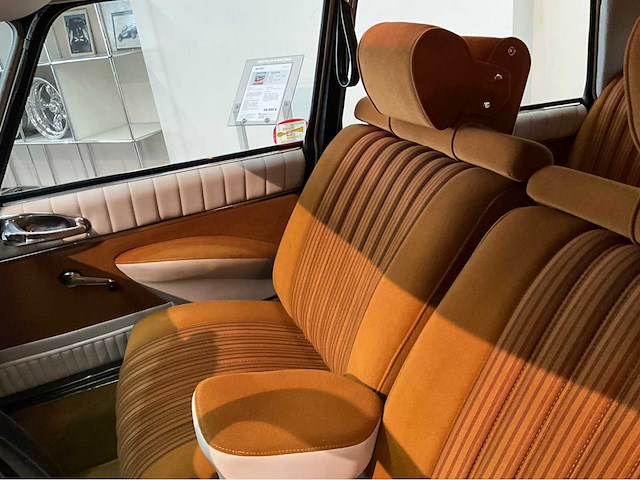 1972 citroën ds 21 i vintage auto's > 15 - afbeelding 5 van  37