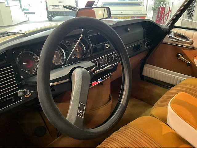 1972 citroën ds 21 i vintage auto's > 15 - afbeelding 37 van  37
