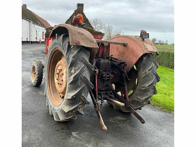 1972 mccormick international 654 oldtimer tractor - afbeelding 23 van  33