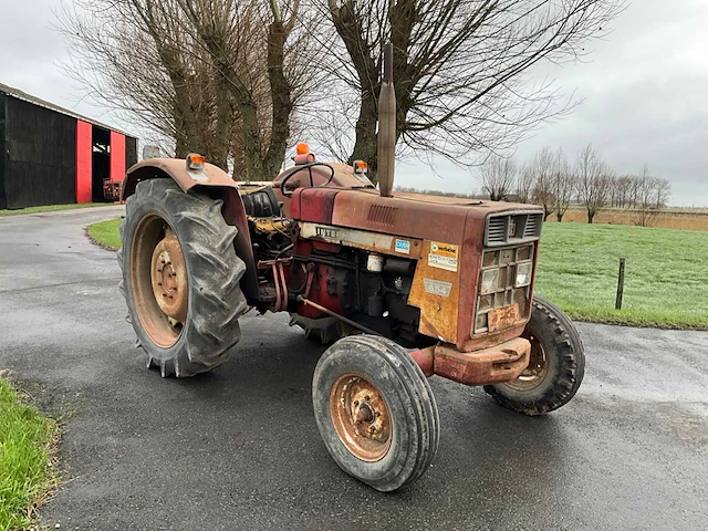 1972 mccormick international 654 oldtimer tractor - afbeelding 31 van  33