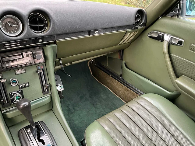 1972 mercedes-benz 350sl oldtimer - afbeelding 20 van  73