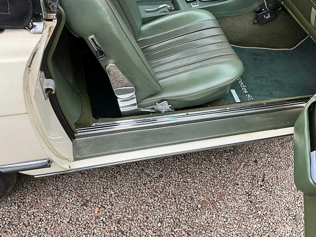1972 mercedes-benz 350sl oldtimer - afbeelding 31 van  73