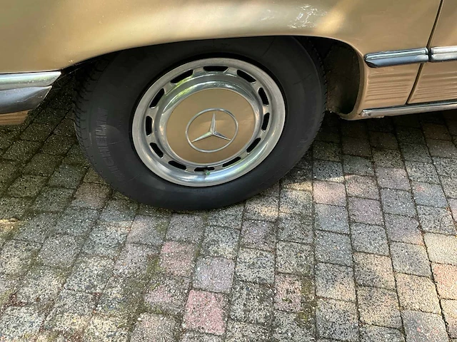 1972 mercedes-benz cabrio 350 sl oldtimer - afbeelding 15 van  38
