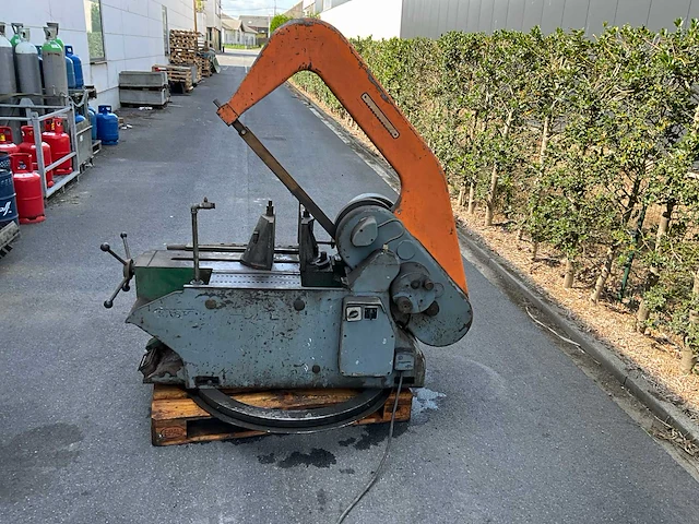 1973 kasto ebs 400 u beugelzaagmachine - afbeelding 7 van  14
