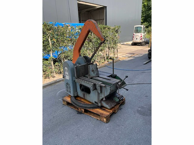 1973 kasto ebs 400 u beugelzaagmachine - afbeelding 8 van  14
