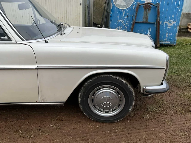 1973 mercedes-benz 230/8 oldtimer - afbeelding 2 van  21