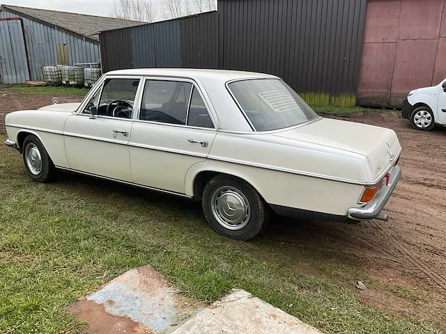 1973 mercedes-benz 230/8 oldtimer - afbeelding 16 van  21