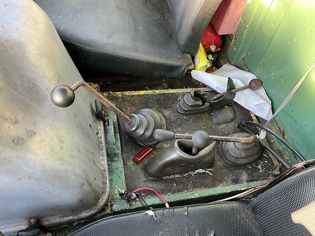 1973 mercedes unimog 406 vrachtwagen - afbeelding 4 van  44