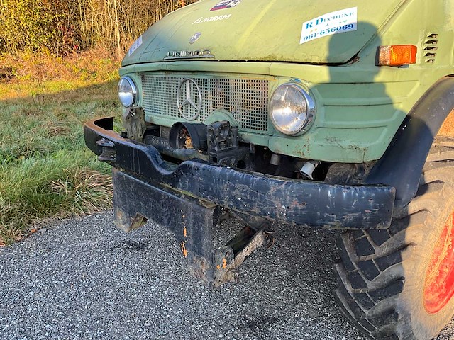 1973 mercedes unimog 406 vrachtwagen - afbeelding 17 van  44